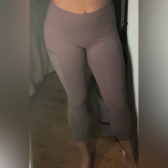 Fabletics crop leggings - Picture 1 of 7